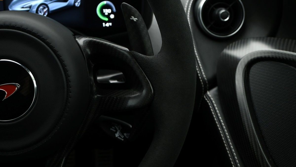McLaren 570S Image 32