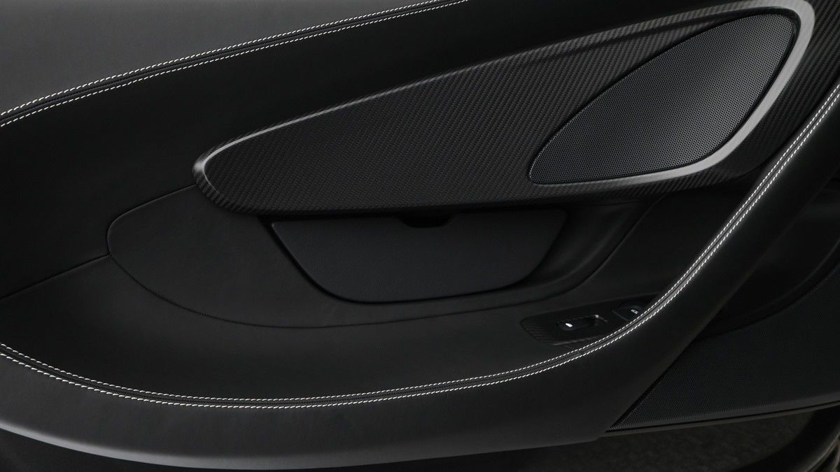 McLaren 570S Image 26