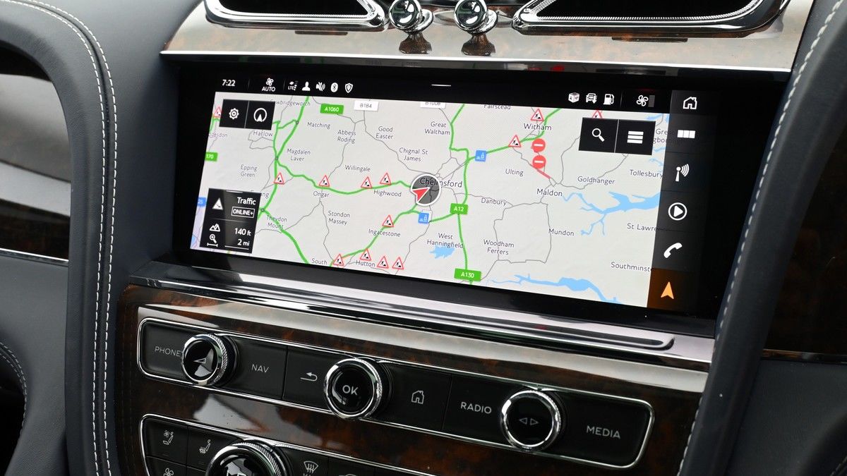 Bentley Bentayga Image 11