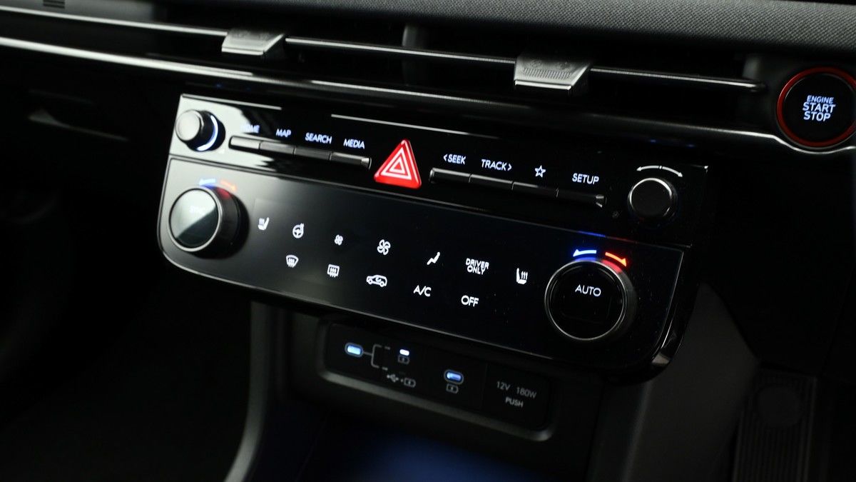 Hyundai TUCSON Image 12