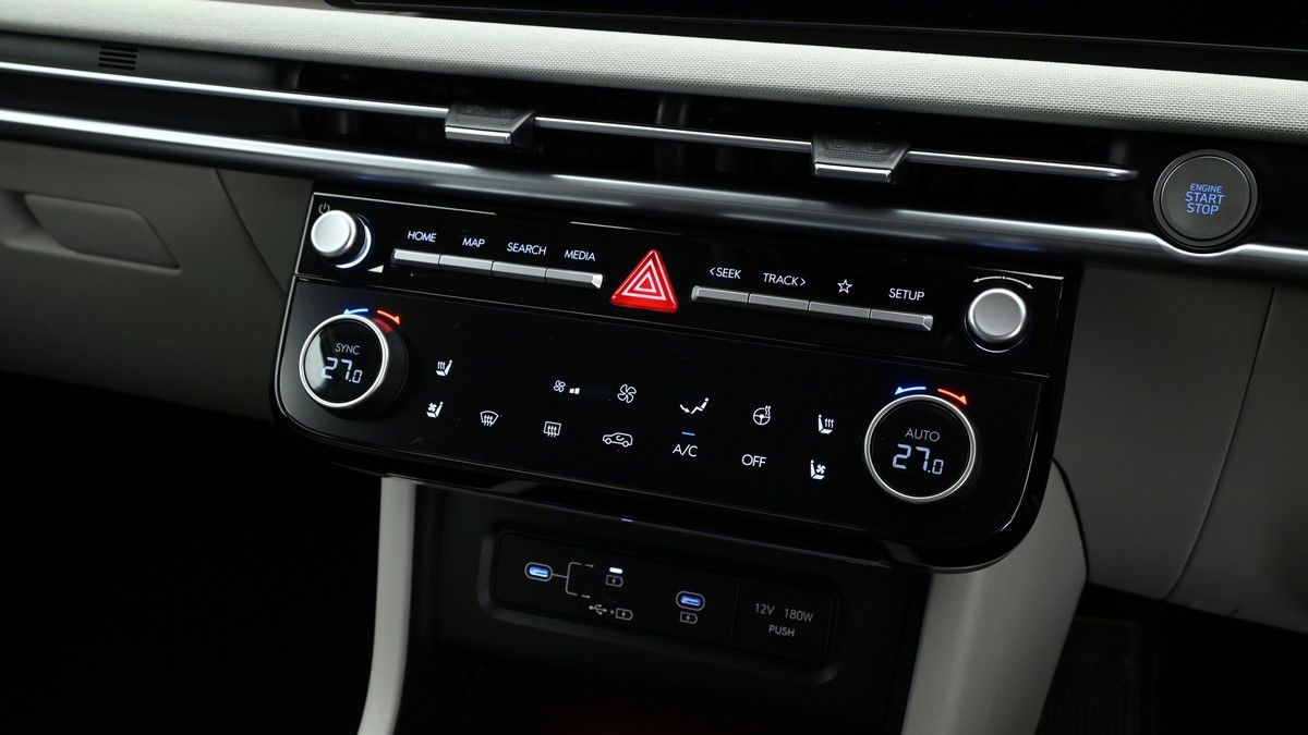 Hyundai TUCSON Image 12