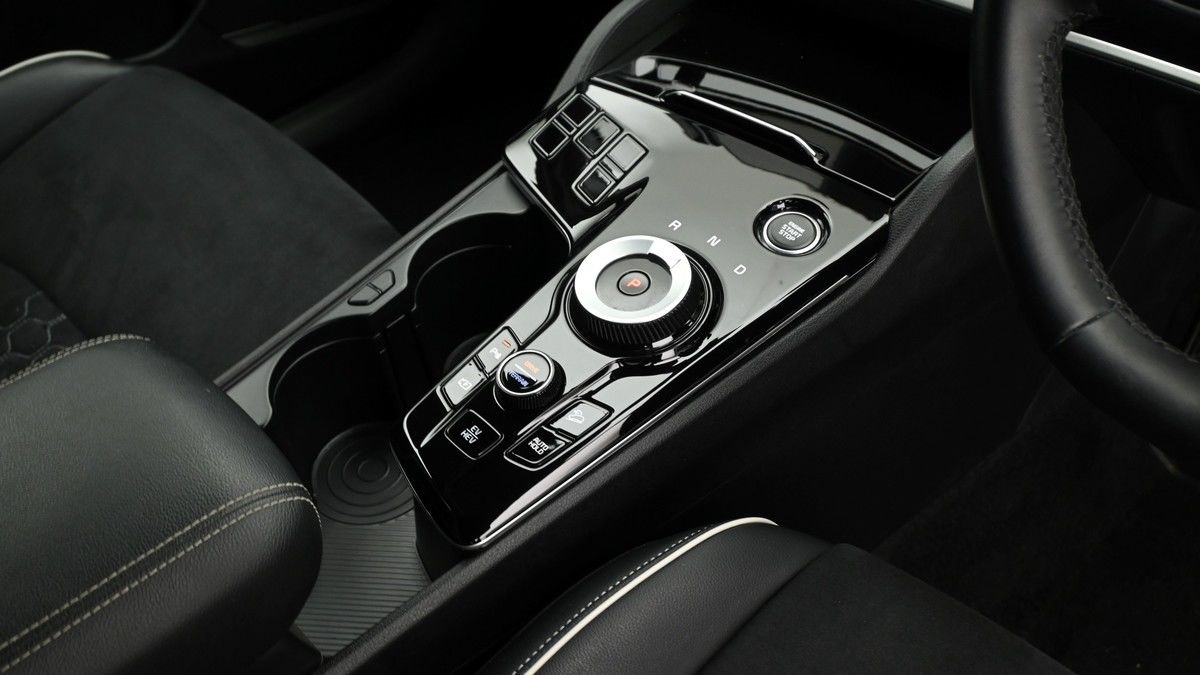 Kia Sportage Image 2