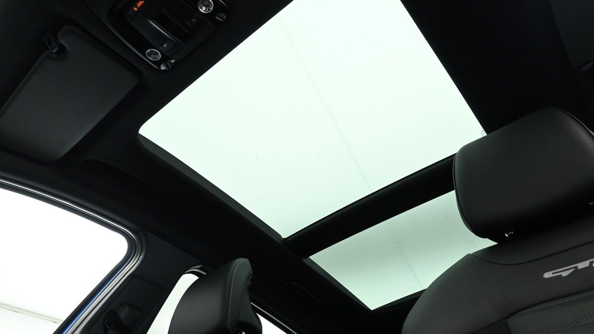 Kia Sportage Image 2