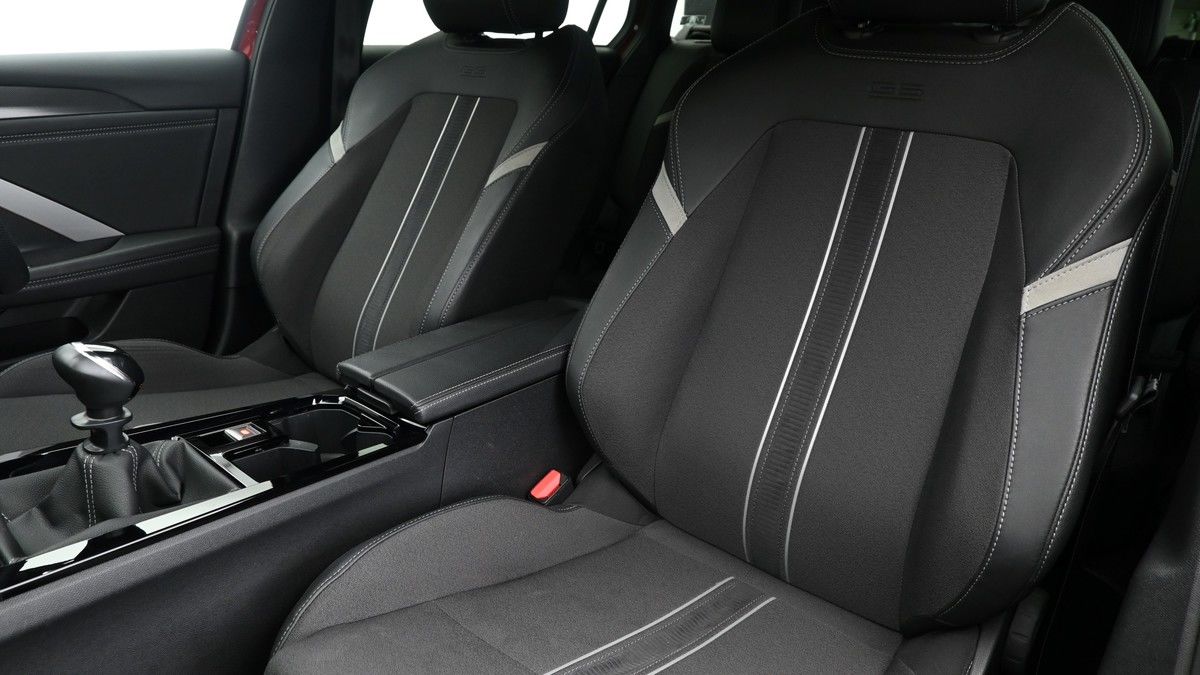 Vauxhall Astra Image 4
