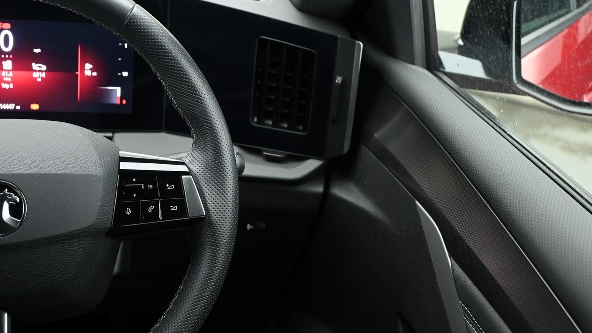 Vauxhall Astra Image 16