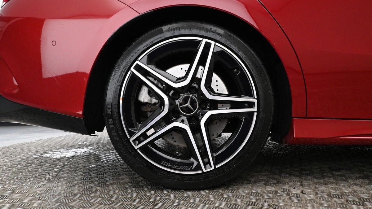 Mercedes-Benz CLA Image 8