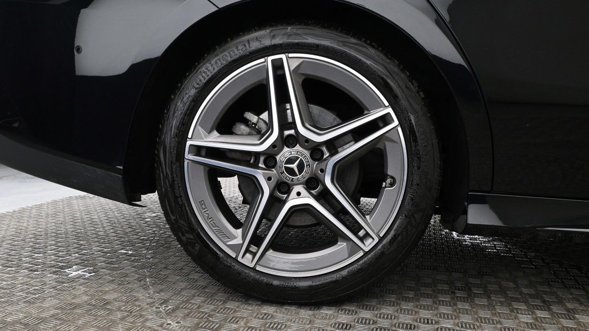 Mercedes-Benz CLA Image 9
