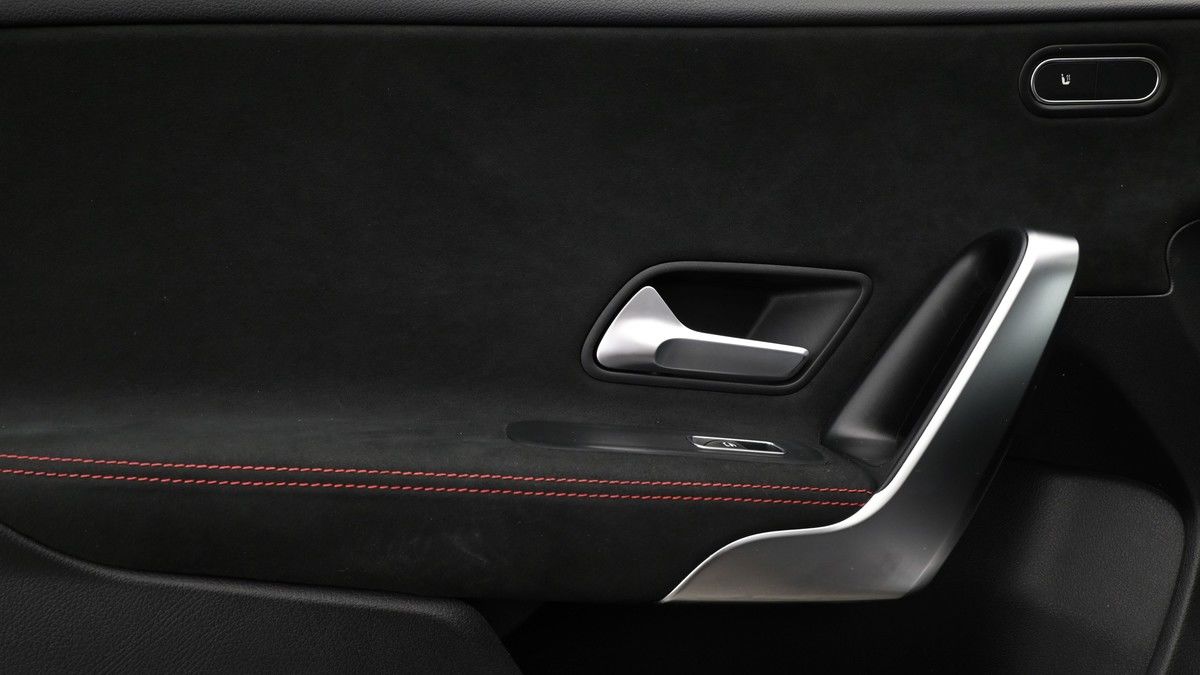 Mercedes-Benz A Class Image 12