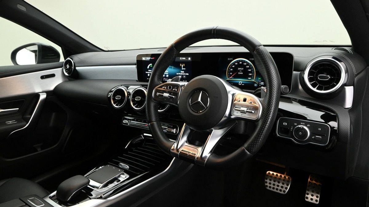 Mercedes-Benz A Class Image 3