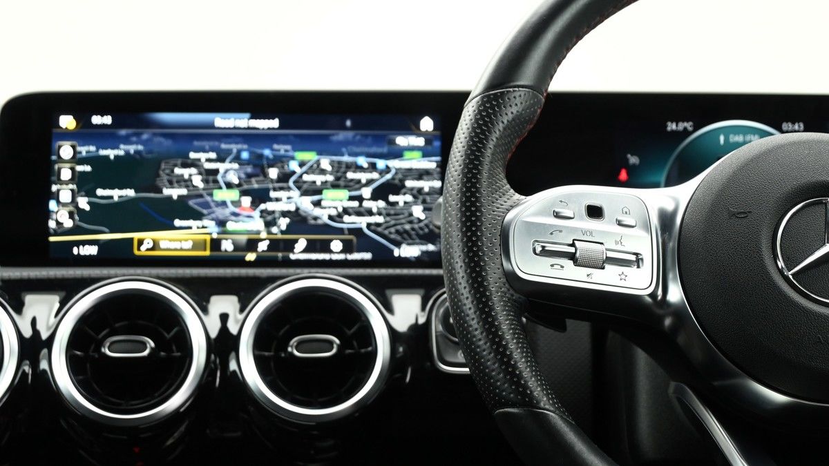 Mercedes-Benz A Class Image 14