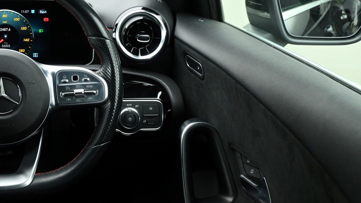 Mercedes-Benz A Class Image 16