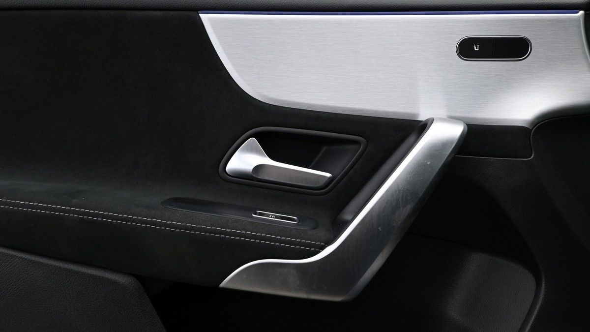 Mercedes-Benz A Class Image 12