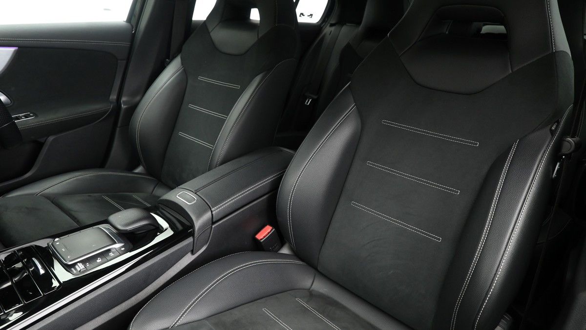 Mercedes-Benz A Class Image 4