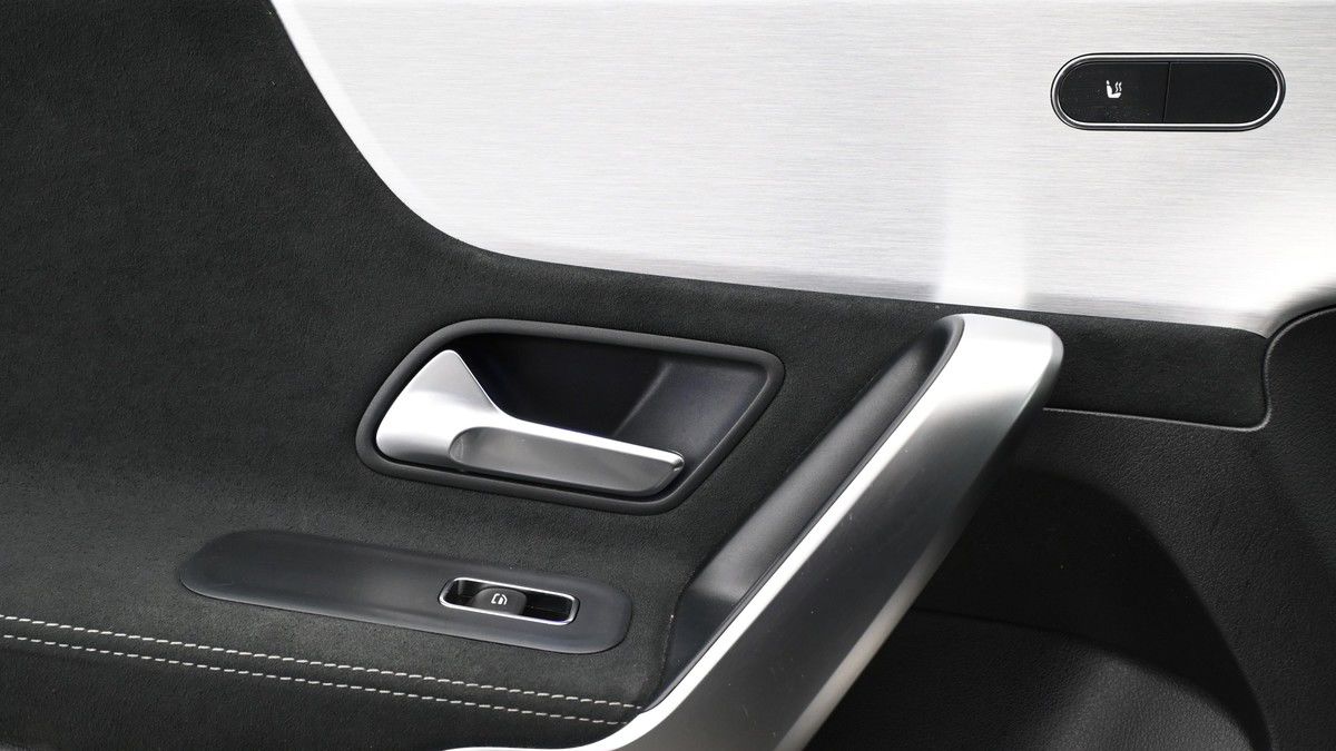 Mercedes-Benz A Class Image 13
