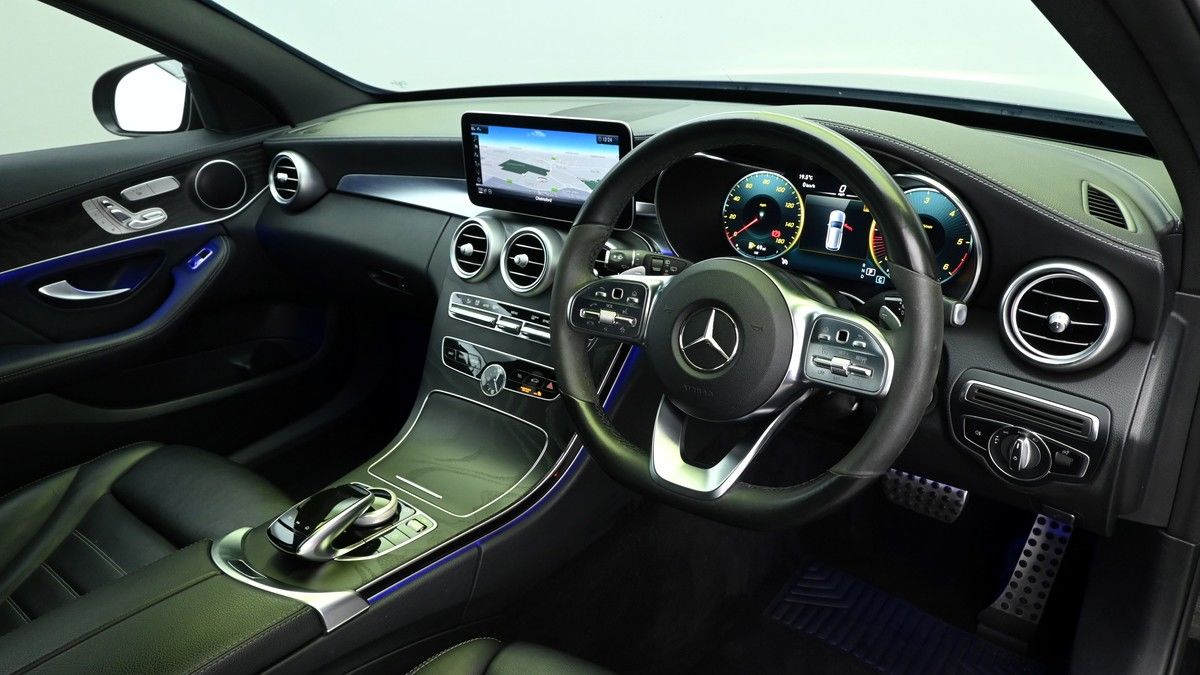 Mercedes-Benz C Class Image 3