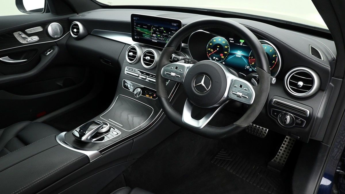 Mercedes-Benz C Class Image 3