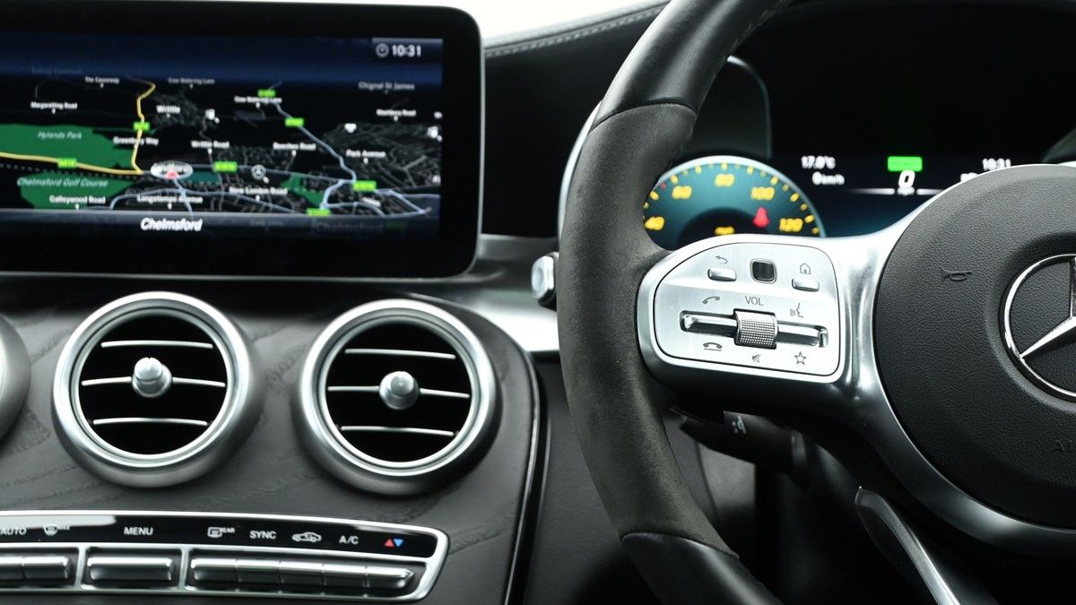Mercedes-Benz C Class Image 15