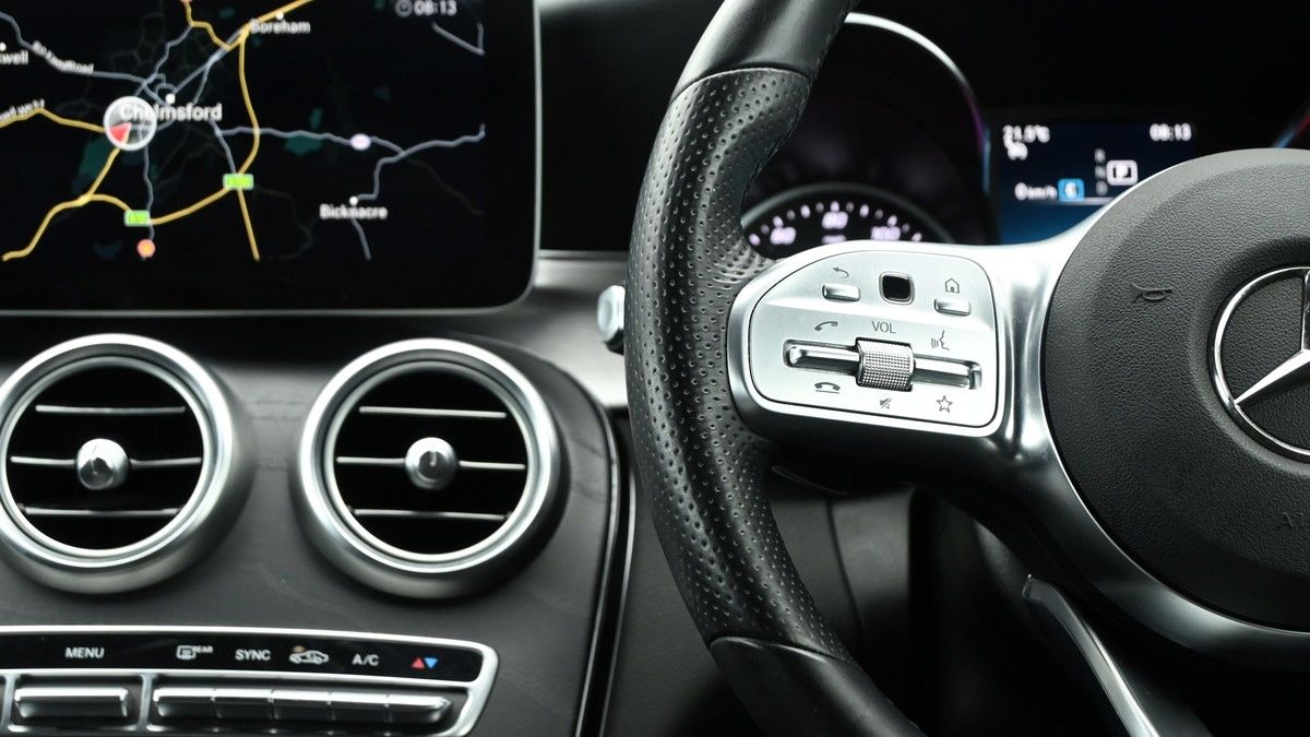 Mercedes-Benz C Class Image 14