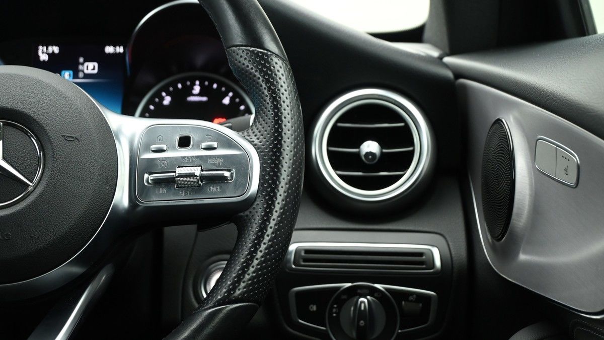 Mercedes-Benz C Class Image 15