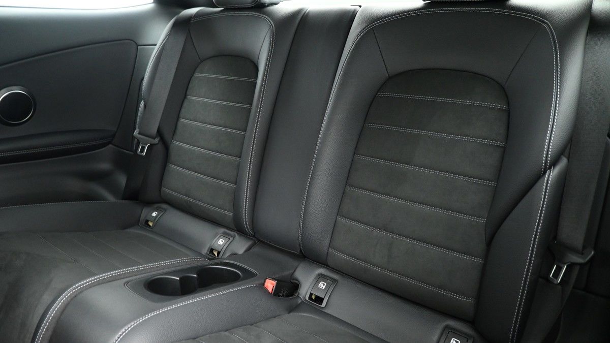Mercedes-Benz C Class Image 5