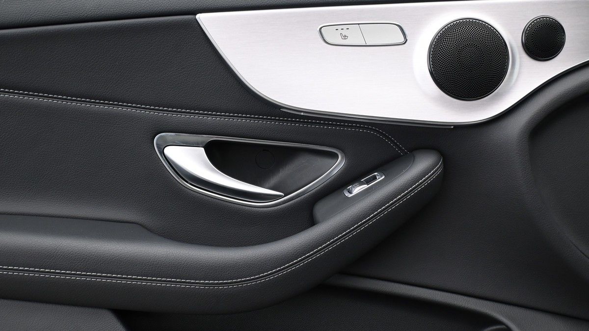 Mercedes-Benz C Class Image 13