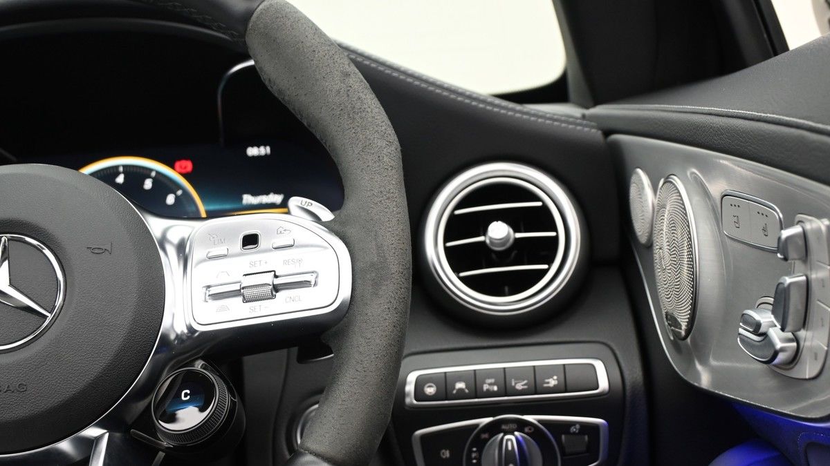 Mercedes-Benz C Class Image 16