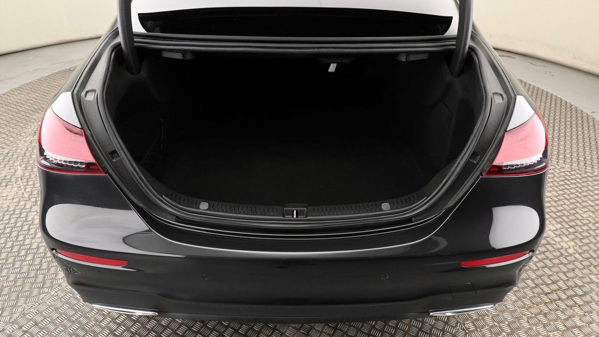 Mercedes-Benz E Class Image 10