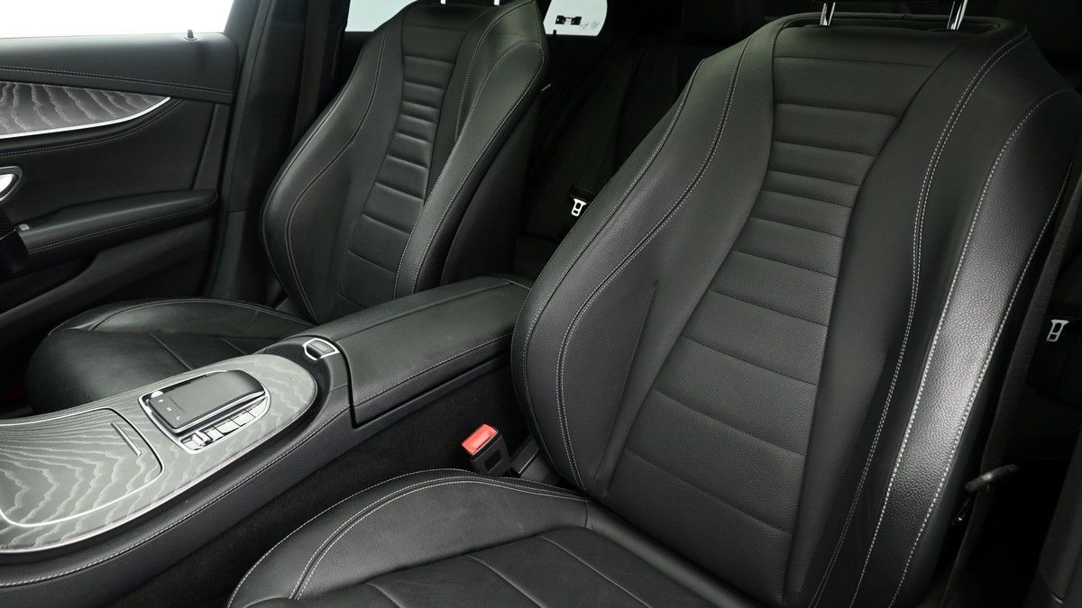 Mercedes-Benz E Class Image 4