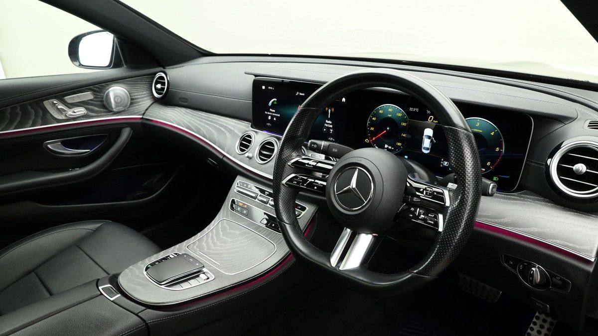 Mercedes-Benz E Class Image 3