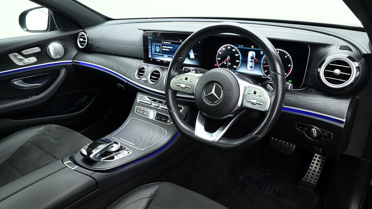 Mercedes-Benz E Class Image 3