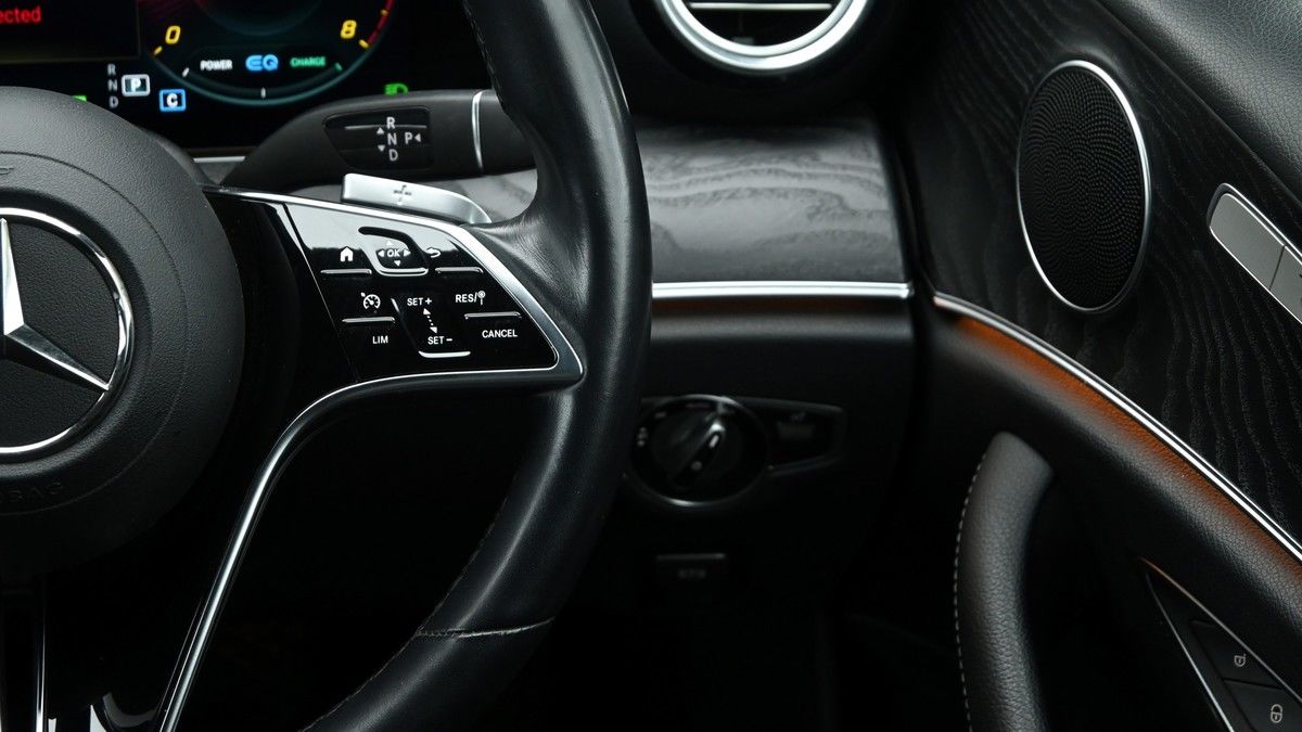 Mercedes-Benz E Class Image 15