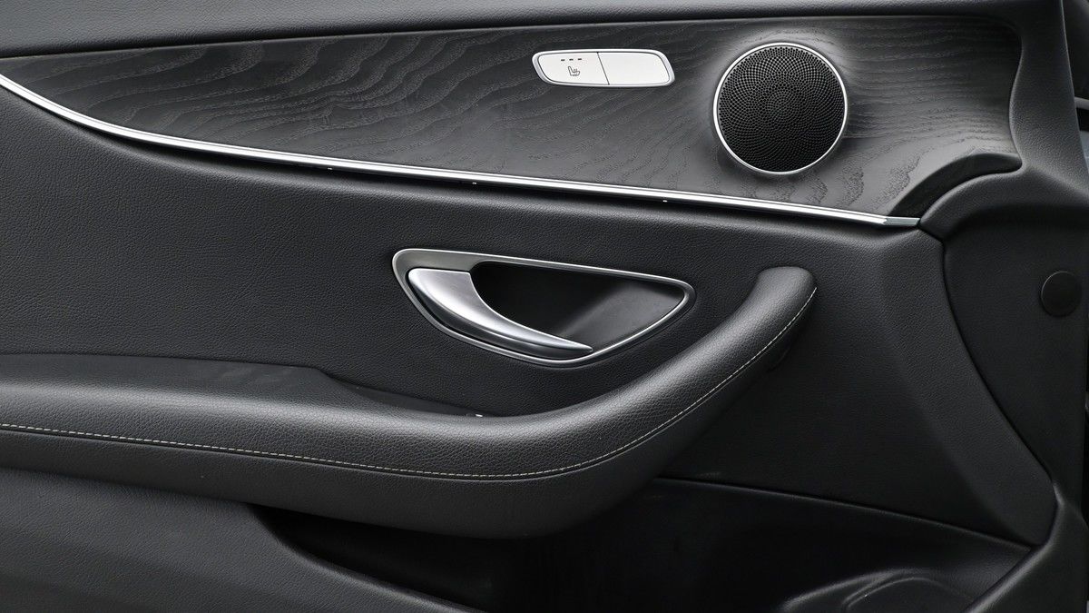 Mercedes-Benz E Class Image 12