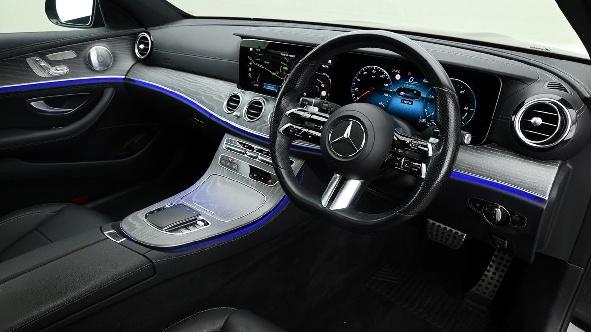 Mercedes-Benz E Class Image 3