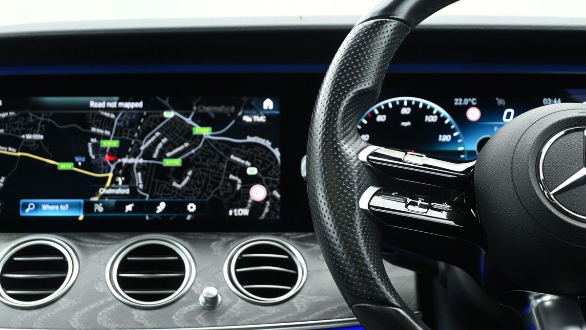 Mercedes-Benz E Class Image 15