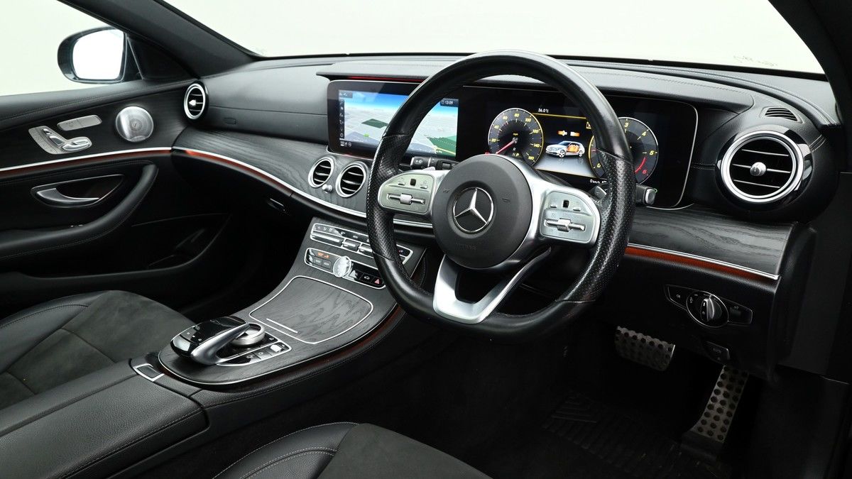 Mercedes-Benz E Class Image 3