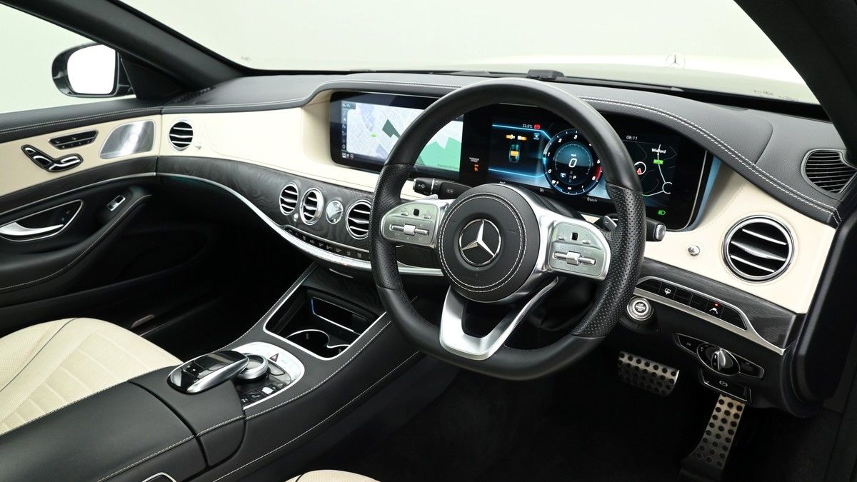 Mercedes-Benz S Class Image 3