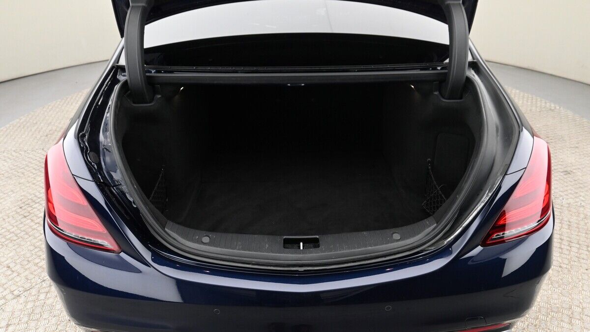 Mercedes-Benz S Class Image 10