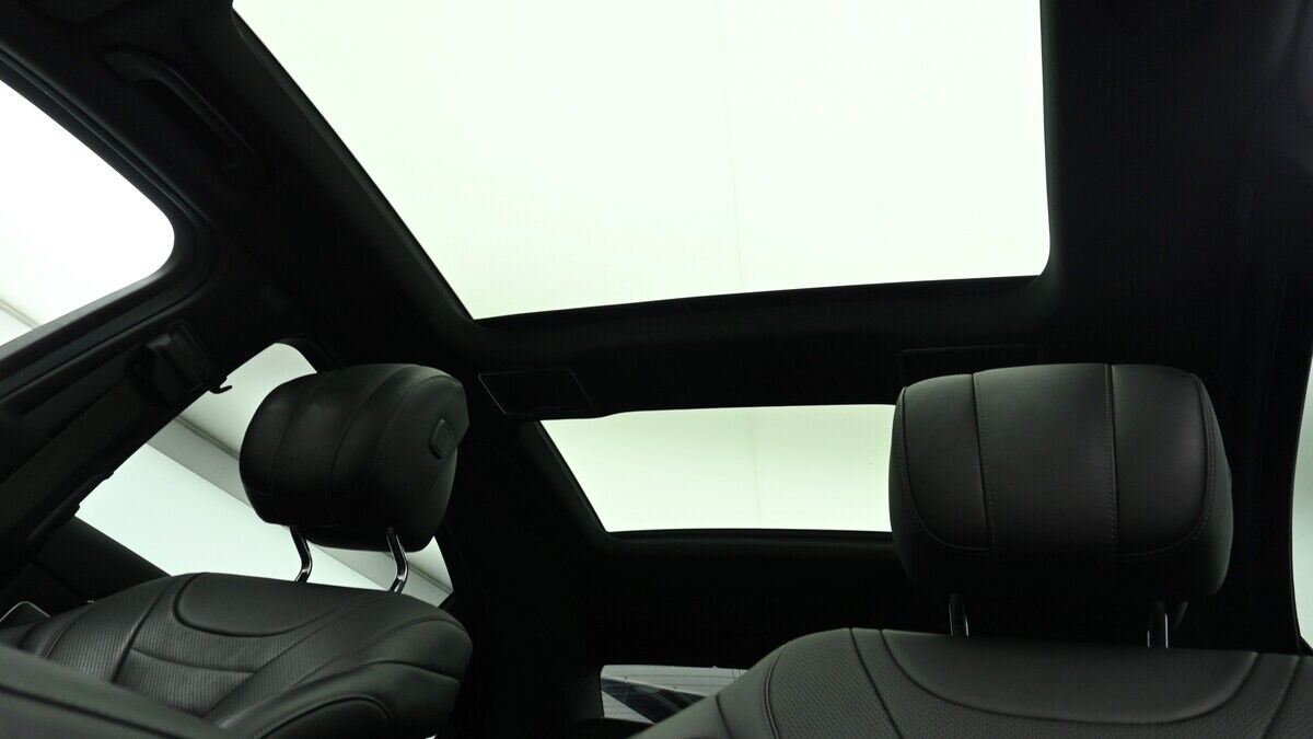 Mercedes-Benz S Class Image 2