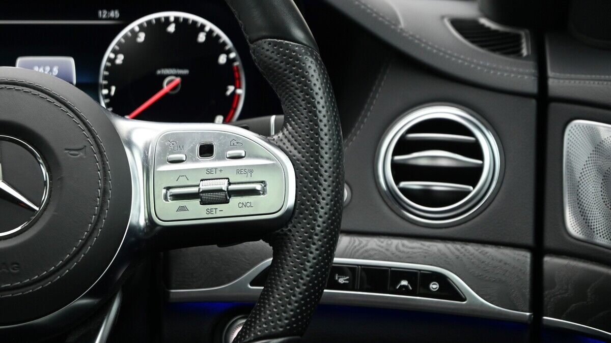 Mercedes-Benz S Class Image 16