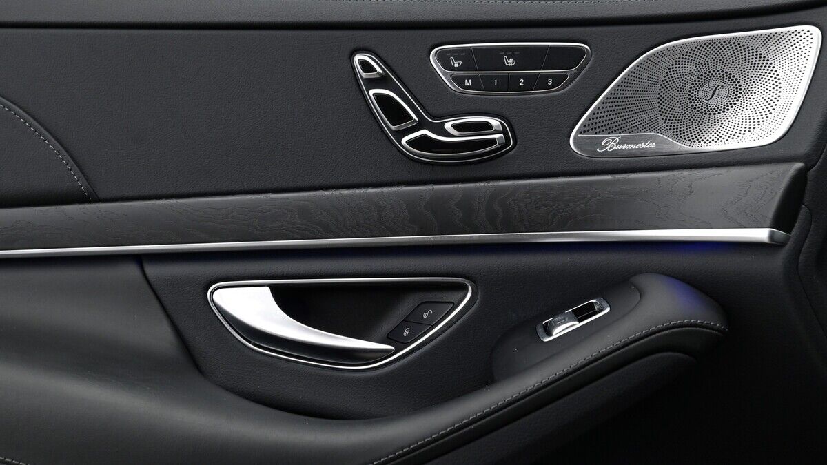 Mercedes-Benz S Class Image 13