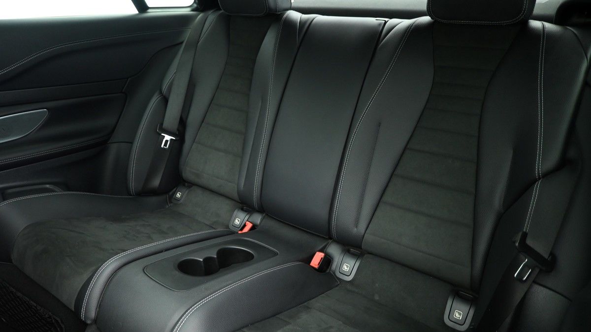 Mercedes-Benz E Class Image 5