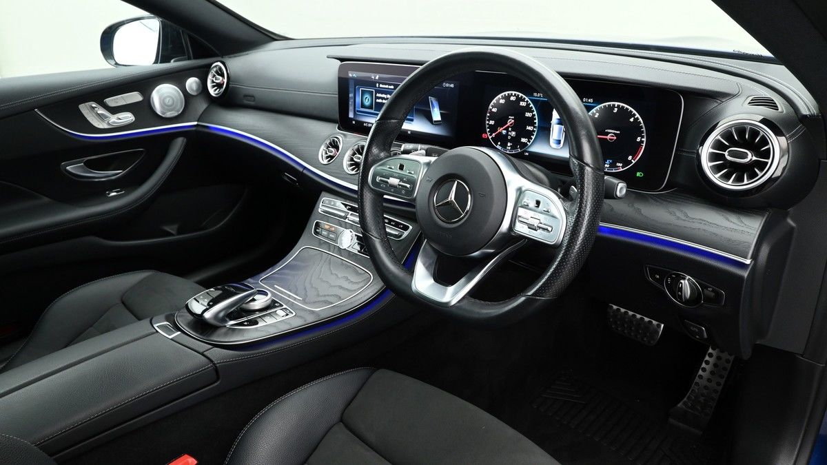 Mercedes-Benz E Class Image 3