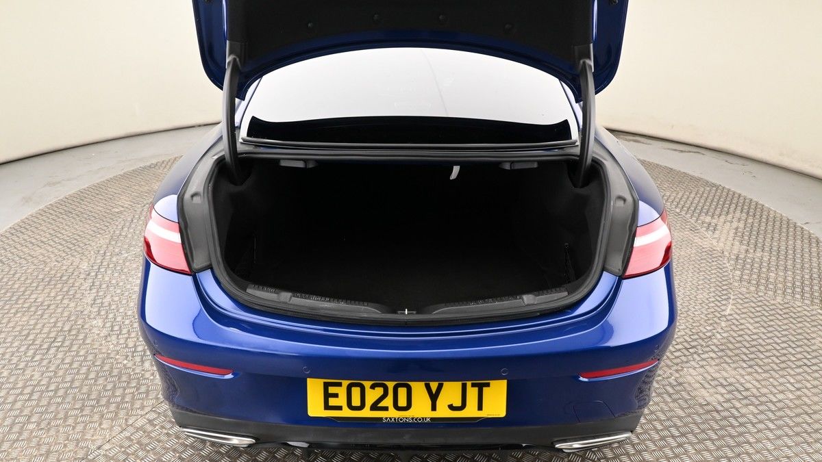 Mercedes-Benz E Class Image 10