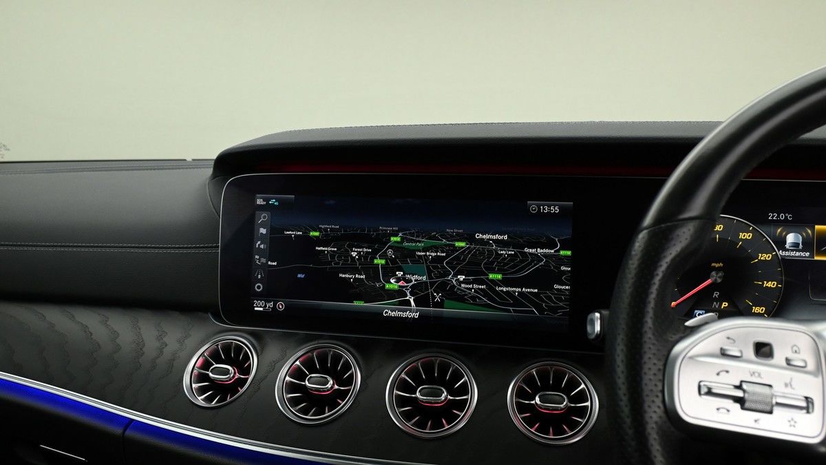 Mercedes-Benz E Class Image 11
