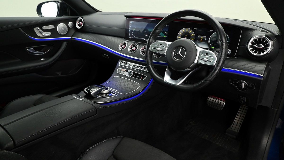 Mercedes-Benz E Class Image 3