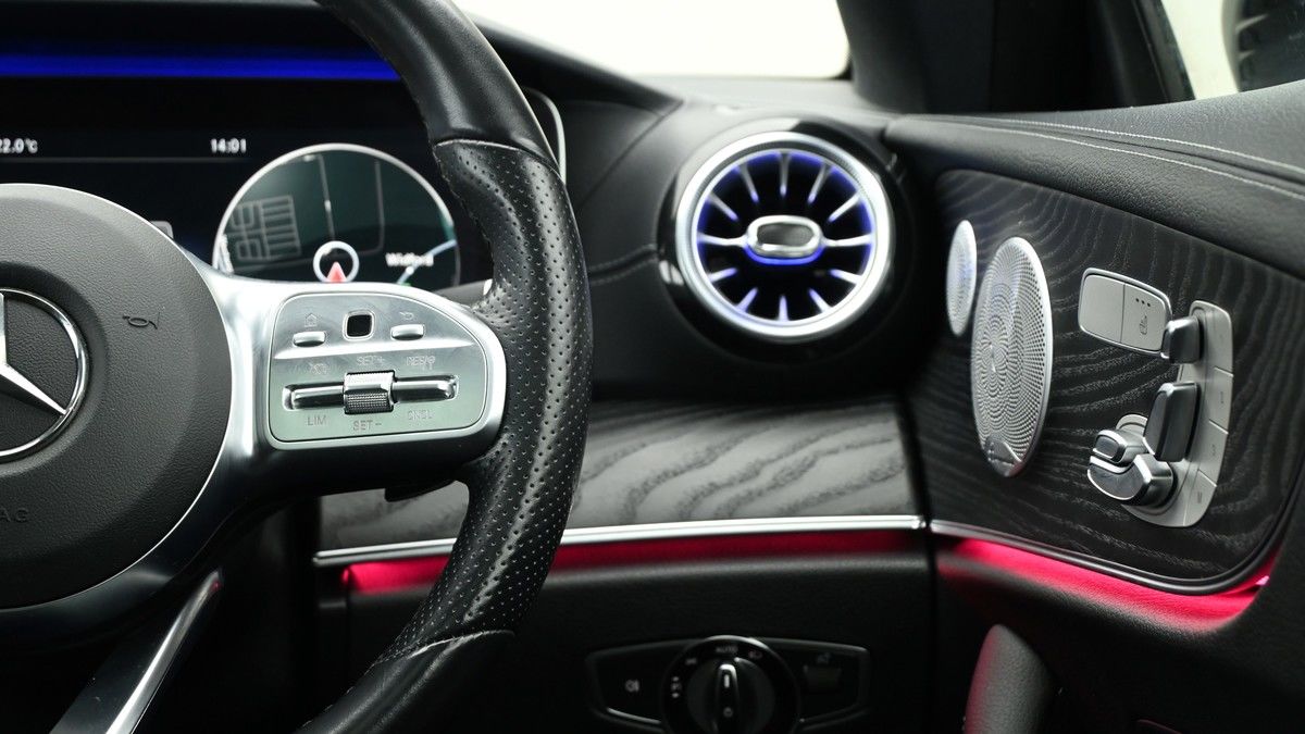 Mercedes-Benz E Class Image 16