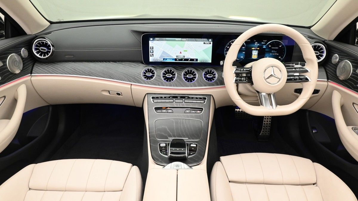 Mercedes-Benz E Class Image 14