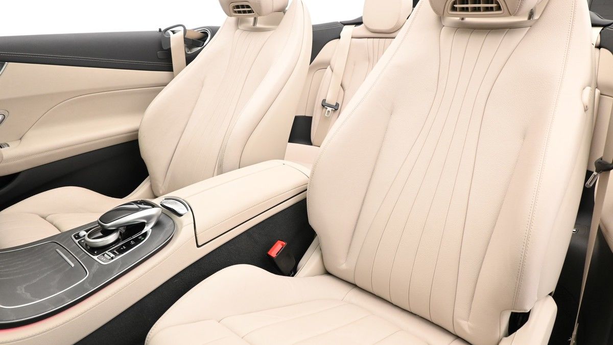 Mercedes-Benz E Class Image 4