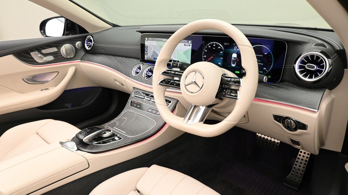 Mercedes-Benz E Class Image 3