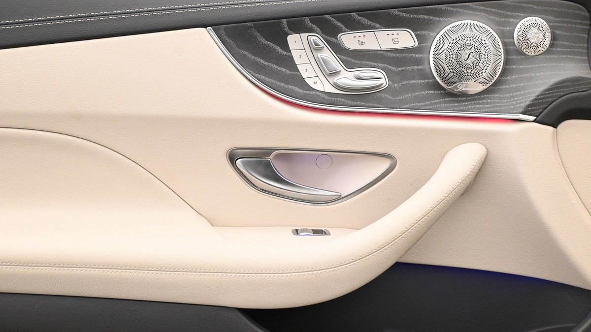 Mercedes-Benz E Class Image 13